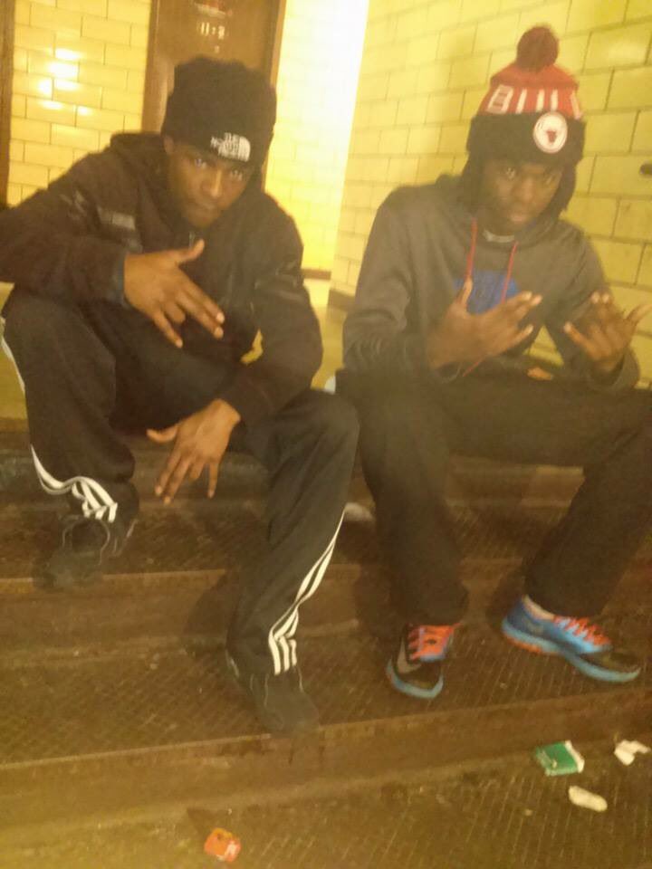 BascoeTy's tweet photo. At 16 we was out here on that savage shit , Ina hood we beat niggas smashing snatching shit #LL24🙏🏾 https://t.co/CcIxdG6Wnx