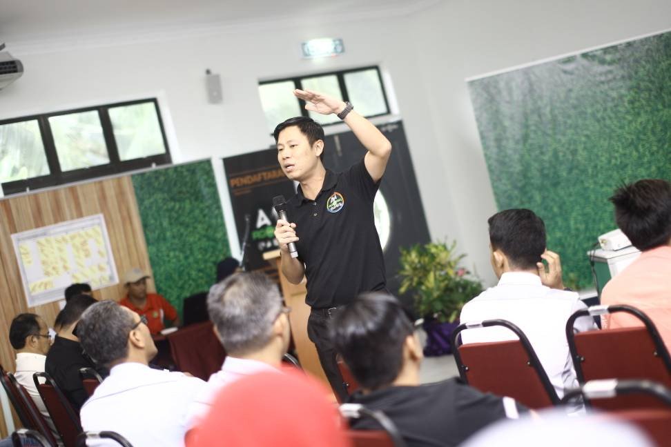 mardimalaysia's tweet photo. AGORA-3 Zon Timur dedah konsep keusahawanan moden secara santai. #TN50 #negaraku #ourfoodfourfuture - @bernamadotcom https://t.co/kUi1nTOQQu https://t.co/HJSCbZbQ03