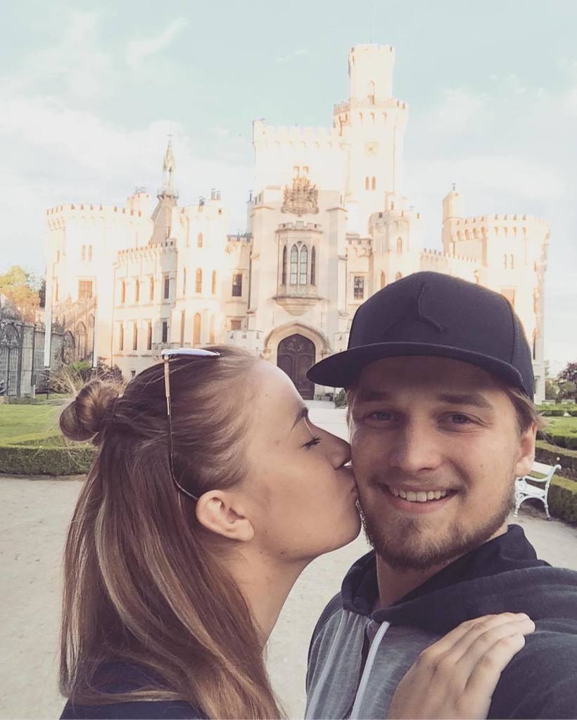 dvomates's tweet photo. #withmylady 🍓❤️🏆🍓 #sousedinejsoudoma2 #jakutrženázeřetězu #kouše #Matějineser #hodnejklukshodnoudívkou #mamrad #seeya # https://t.co/BRCjv0Ugis