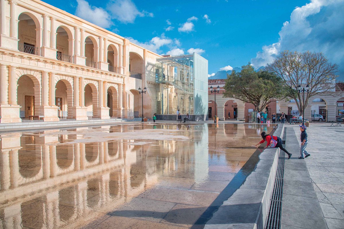 urbanplan_RGB's tweet photo. La Restauración del Antiguo Palacio Municipal de San Cristóbal de Las Casas gana el premio a la excelencia en… https://t.co/gybpgP7TyB https://t.co/fDSC3e9drM