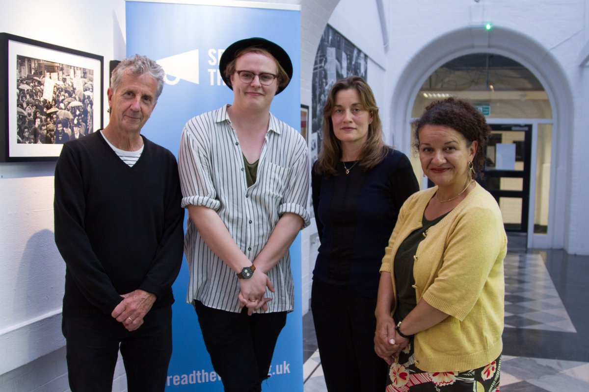 GoldsmithsUoL's tweet photo. Inaugural Spread the Word Life Writing Prize awarded to Goldsmiths alumnus! @STWevents @GoldsmithsEng https://t.co/ufrPb96vnf https://t.co/ZeyeyiTaEy