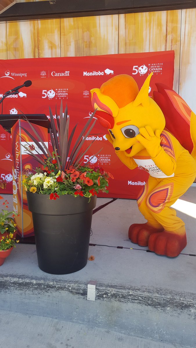 2017CanadaGames's tweet photo. Company is coming #Winnipeg and today we launched the Eyes of the Nation Initiative. Learn more here: https://t.co/DqBRVclKyI #JCGNation https://t.co/N6cuOuXA6p