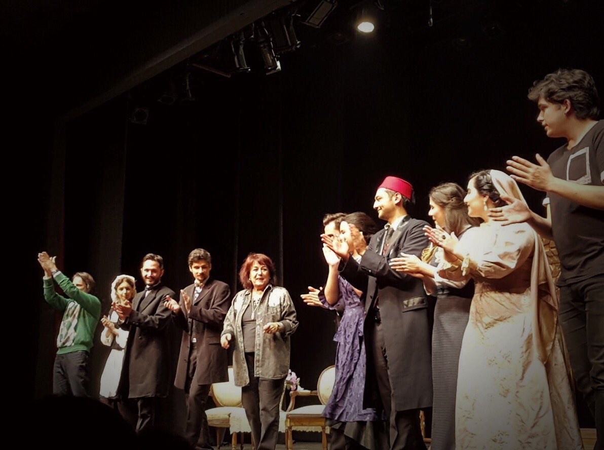 Hisse-i Şayia'nın son gösterimine teşrifleriyle usta oyuncu Suna Keskin bizleri onurlandırdı. Sezonu kapattık! Yeni dönemde görüşmek üzere🎭