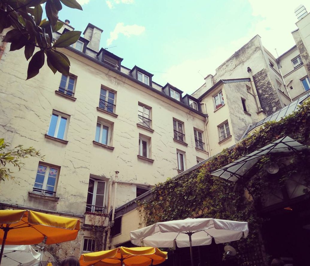 Derriereresto's tweet photo. Avoir l’impression d’être en vacances, en plein cœur de la capitale... @Derriereresto
📷 @sandra3003

#derriere #restaurant #paris https://t.co/rOBDcmuWDY