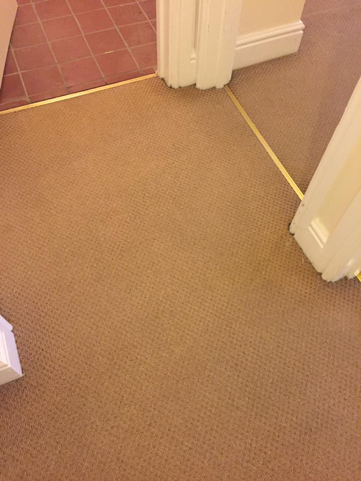 SwiftC_UK's tweet photo. #SwiftCleaningUK  techs have today been out working there magic! #carpetcleaning #workingourmagic #carpet #upholstery #curtains https://t.co/8dMqXhmHsb