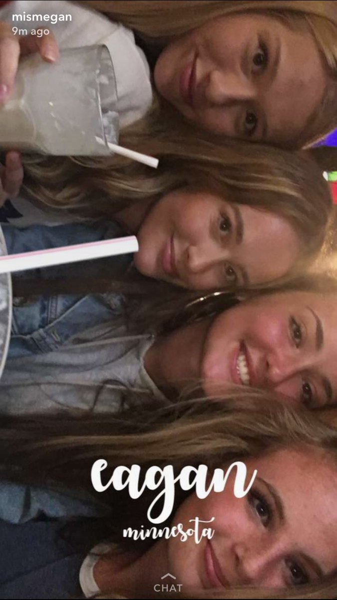 wehling_hannah's tweet photo. Happy birthday @meganshandorf!!! Love you endlessly and happy we became so close💚 #OGbombsquad https://t.co/a3YdjpdW1J