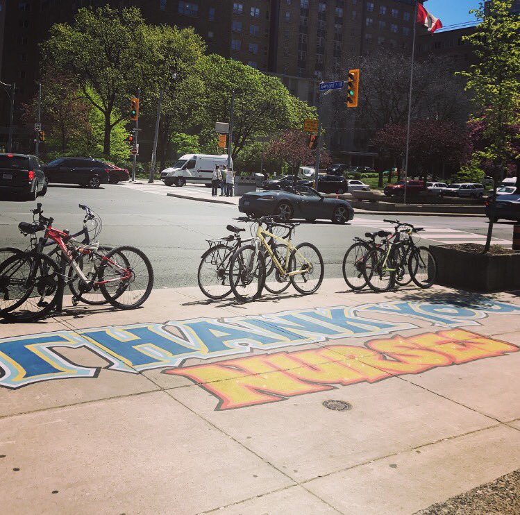 dea_casem's tweet photo. @MountSinai #streetart https://t.co/plaFeB8Lhz