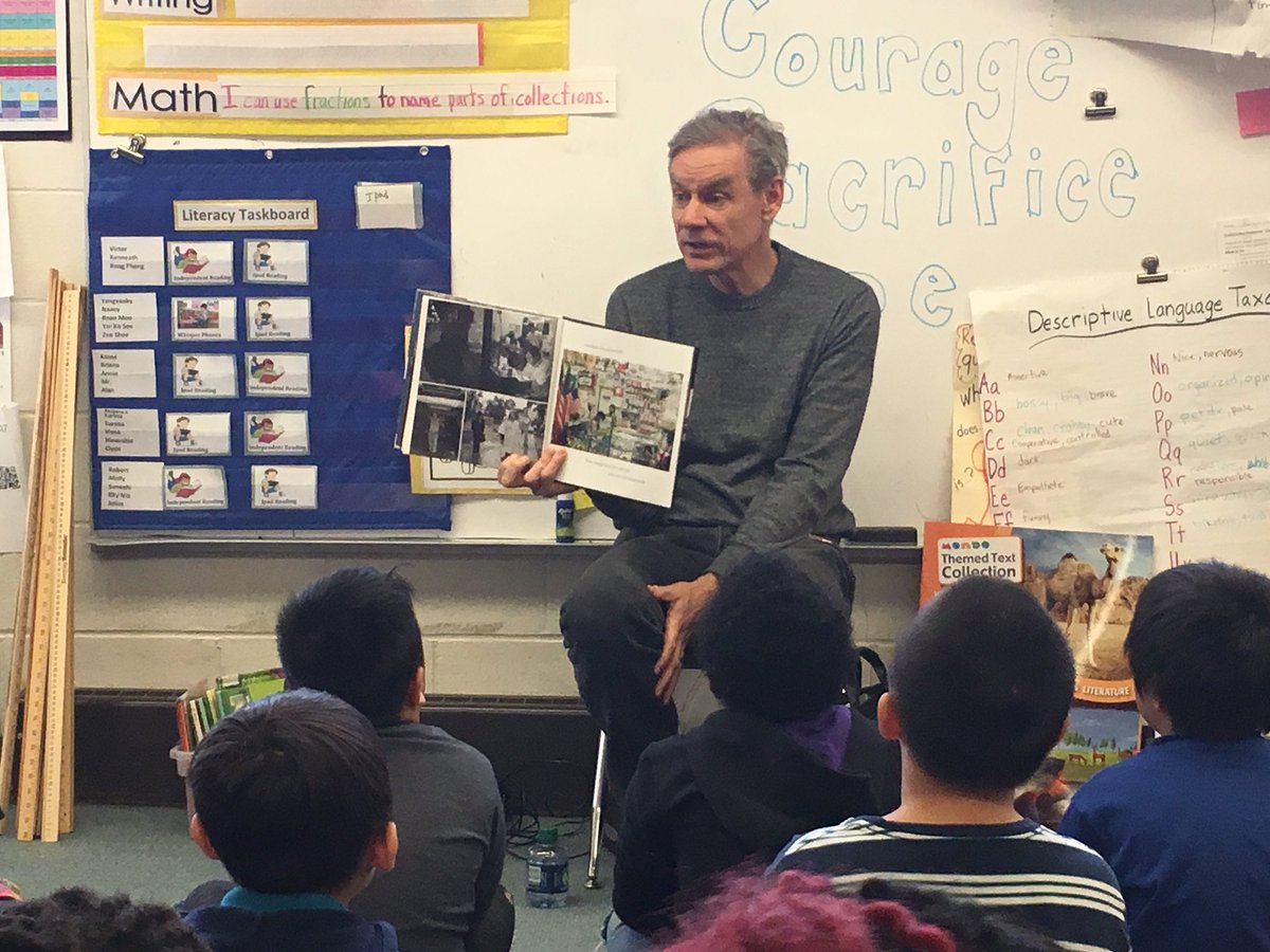VentoElementary's tweet image. Author John Coy sharing &quot;Their Great Gift!&quot;