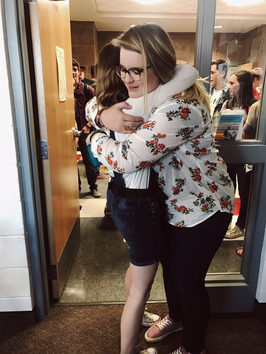 jesslynhoffman's tweet photo. thank you for inspiring me ms. walker. good luck. now go change the world @MSWteaching https://t.co/I9ApxkAQFO