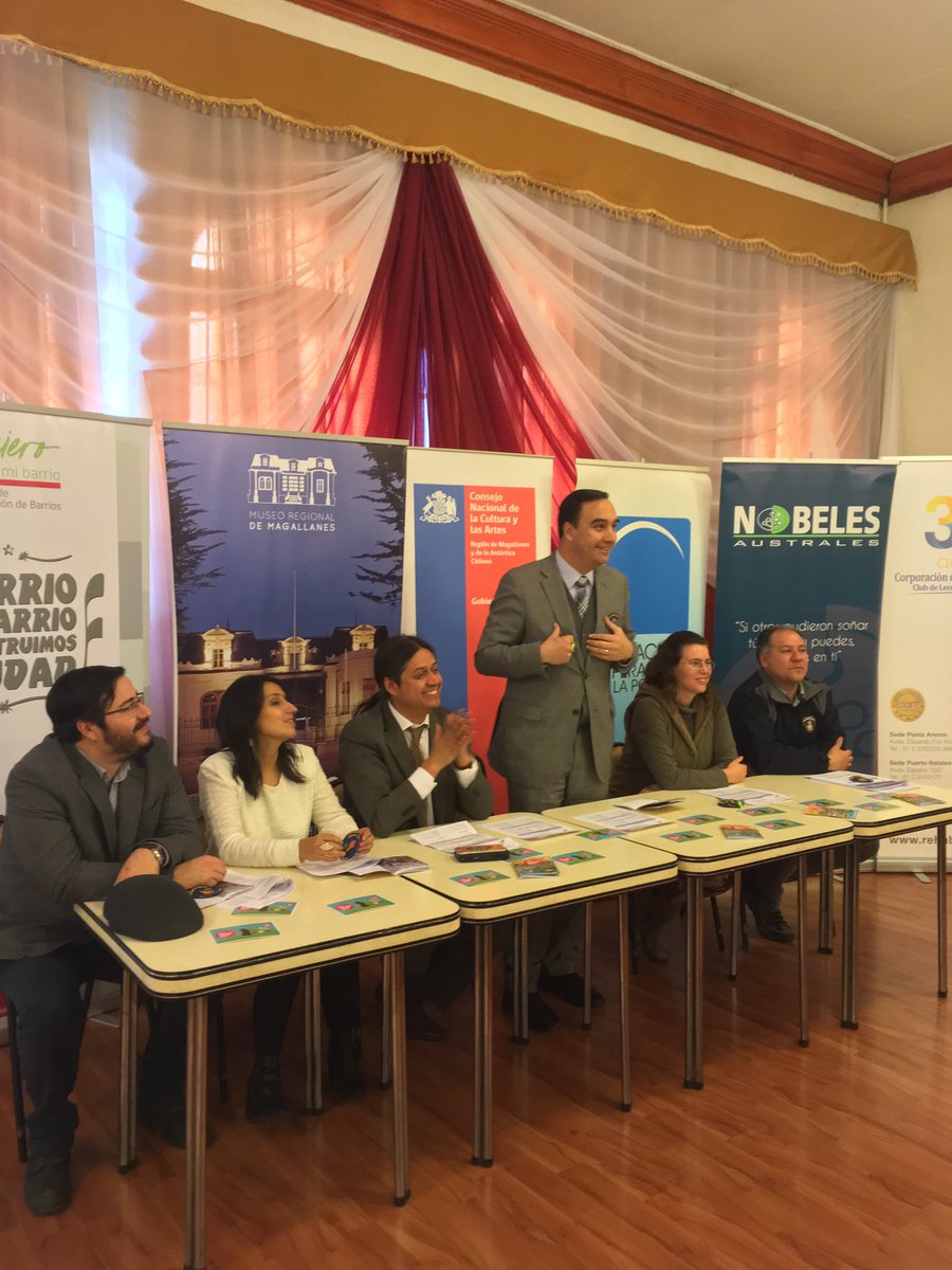 MuseoMagallanes's tweet photo. Lanzamiento 1,2,3 x mi y por todo nuestro Patrimonio con @INJUVMagallanes @IntendenciaM @CasaAzuldelArte @consejocultura @JorgeFlies https://t.co/xPnCZiftHT