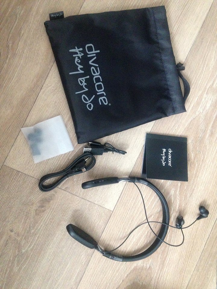 LiloutineBlog's tweet image. Bien reçu mon nouveau casque Divacore #HeyByJo ! Un vrai petit bijou ;-) #HeybyJoSampleo