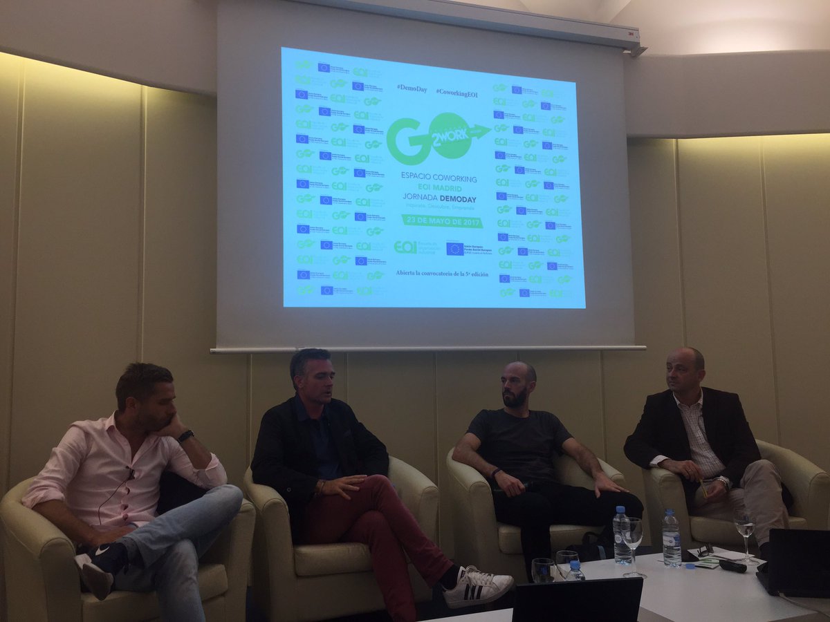 Nivelazo de ponentes en el #demoday del #CoworkingEOI <a href="/enekoknorr/">Eneko Knorr</a> <a href="/cabify_espana/">Cabify España</a> <a href="/WeCollectClub/">WE COLLECT</a>