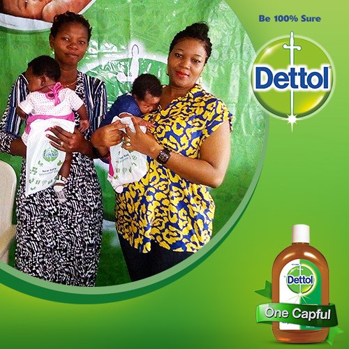 thenaijamum's tweet photo. #LessonsfromNewMumProgramme. Wash baby clothes with #Dettolonecapful to keep them germ free. #PowerfulNaijaMum https://t.co/quQlNzpooF