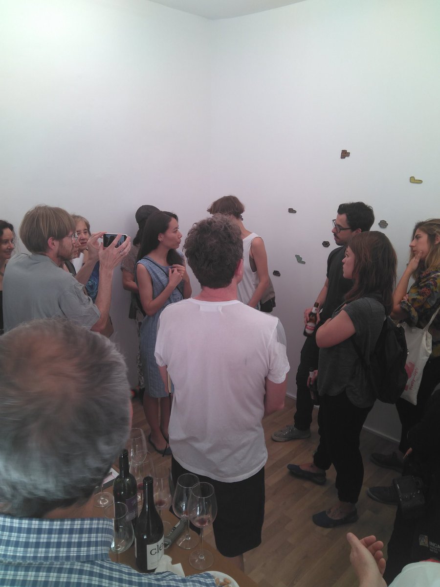 galeriasilvest3's tweet image. Tania Tsong presentando su proyecto "Sopa de Letras" en Galería #silvestre  @entreactoEs @DoctorFourquet #Madrid