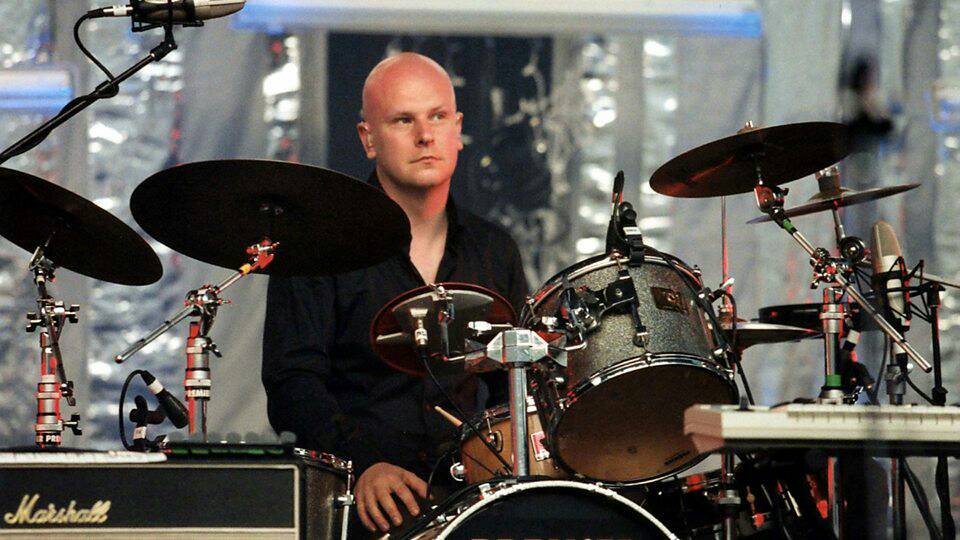 Happy 50th birthday to Phil Selway! 