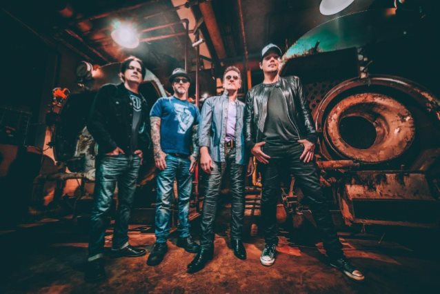 RIVERDOGS Feat. VIVIAN CAMPBELL: 'Welcome To The New Disaster' Song Streaming blabbermouth.net/news/riverdogs… https://t.co/NS2q6Gq1Ct