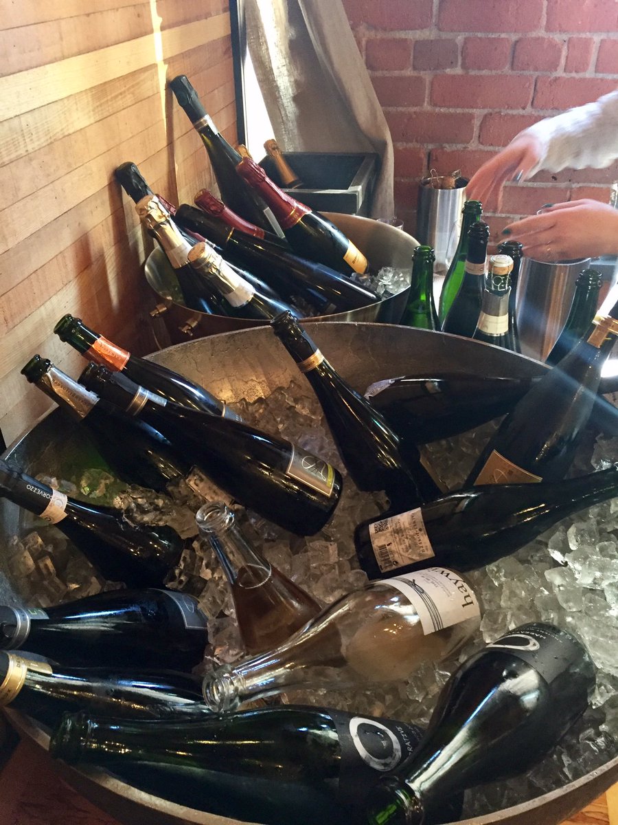 Just getting started with the @TopDropYVR All About Bubble seminar at <a href="/chambar/">Chambar Restaurant</a> with <a href="/CorvezzoWinery/">Corvezzo</a> #bubble #terroir #wine