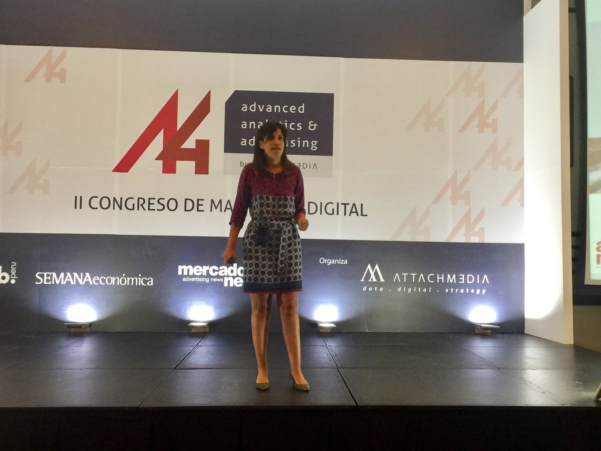 mercado_negro's tweet photo. #Attachmedia "Hacer analítica es partir de los datos" , dijo @GemmaMuñoz https://t.co/2w5N1WP8xV
