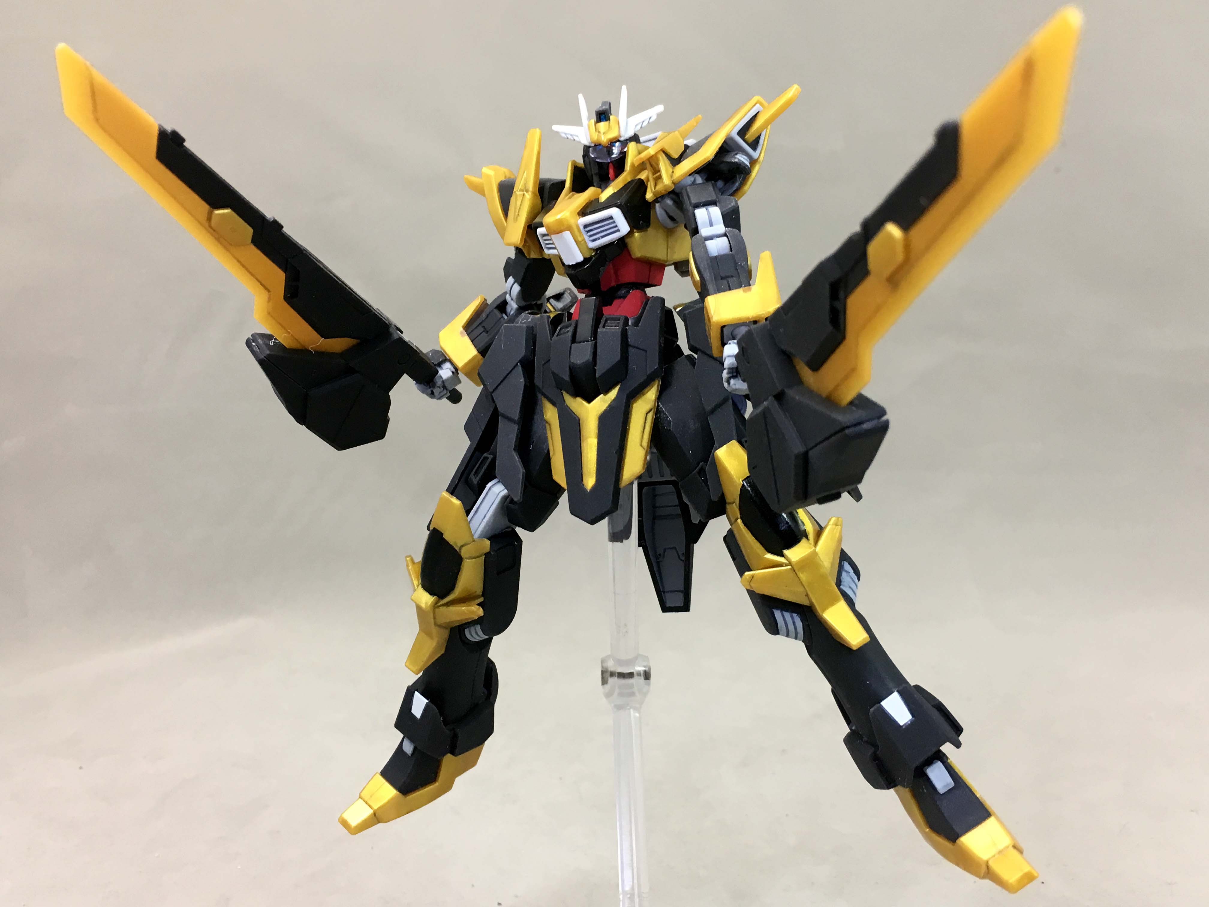 F A たちばな Hgbf 1 144 ガンダムシュヴァルツリッター 組んだ マスク ド セカンドgを名乗る仮面の男のガンプラ 二代目メイジンのカテドラルとディナイアルの間にあたるってことでキットも両機に新規パーツのミックス 機体名も黒金の彩色も