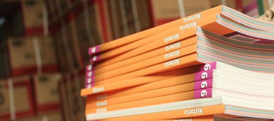 sextaNoticias's tweet photo. Los libros de texto de Primaria y Secundaria serán gratuitos en Madrid a partir del curso 2018/19 https://t.co/ve9oloe8pO https://t.co/TJ3Um8MTIT