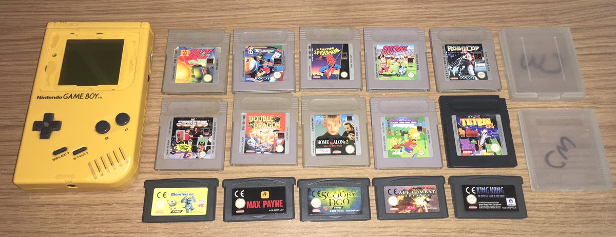 RetroGamersClub's tweet image. Hmm I can't turn down an #retrogaming bargain lol just needs a bit of a clean! Another #gameboy to do up, add it to the rest lol #retrogamer