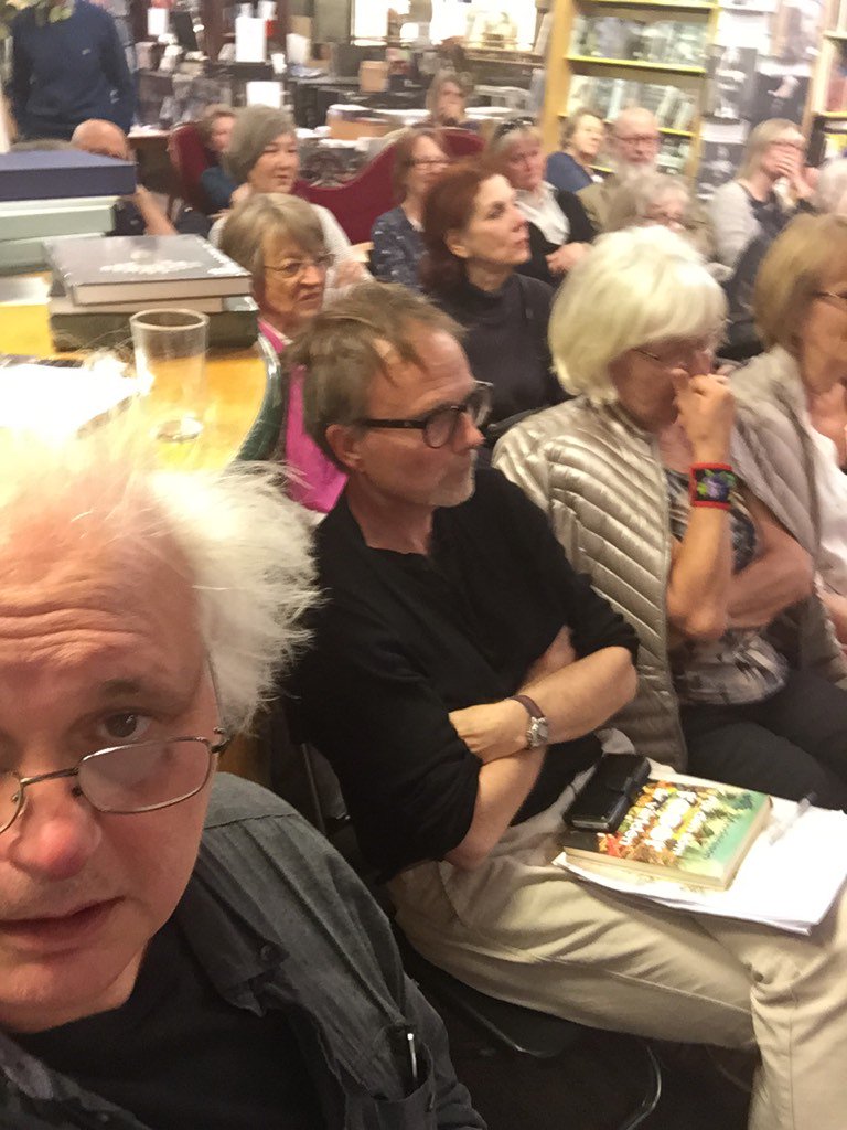 GreiderDD's tweet photo. Författarkväll på NK i Stockholm: Per Andersson om resande, Mats-Eric Nilsson om mat, jag om trädgård. #ordfront https://t.co/0FhvkFTNME