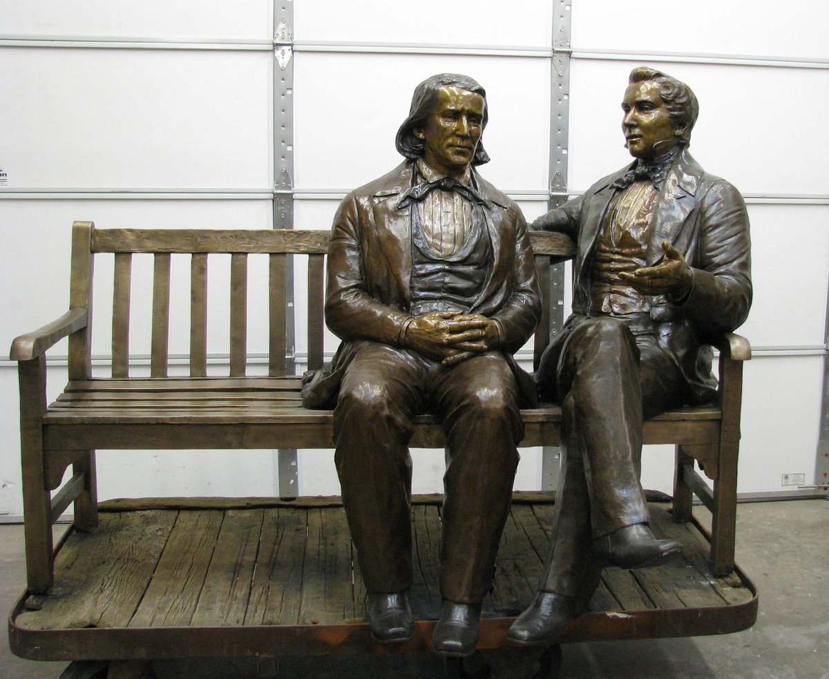 Men steal massive LDS statue &amp; are caught on camera. @KUTVMorgan investigates <a href="/KUTV2News/">KUTV2news</a> at Noon. Watch footage: bit.ly/2rMPXBk