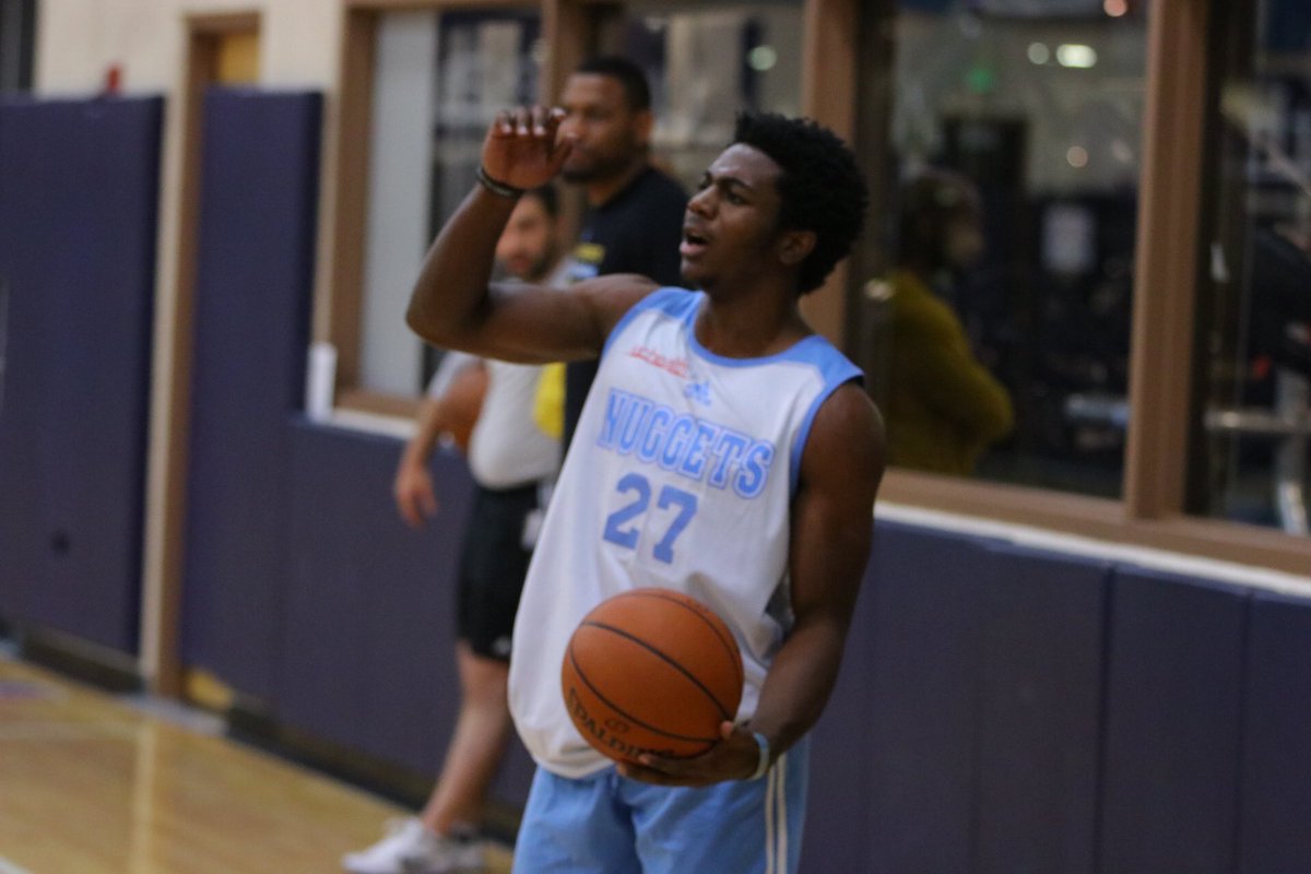 Directing traffic.   #PickAxeProspects https://t.co/PNr1cBsezF