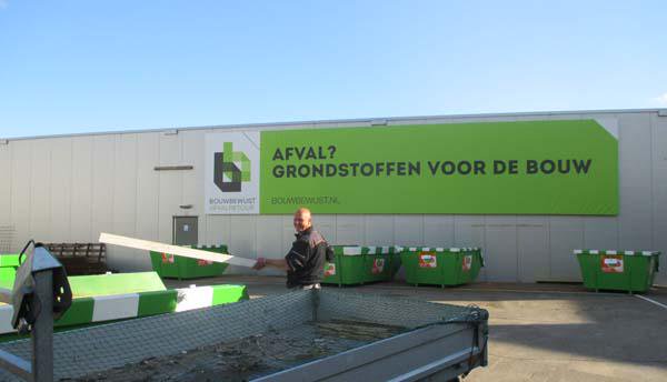 BMNBouwbewust's tweet photo. #Afval? Grondstoffen voor de bouw!! Op diverse vestigingen onze #afvalretourstraat in werking. #onestopshop #besteservice @BMN_Nederland https://t.co/ednRowvYPh