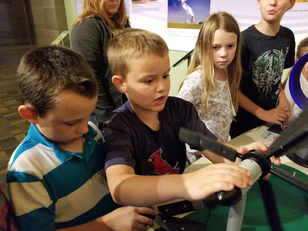 3rd grade field trip to the MO State Capital 🇺🇸Making electricity with a wind turbine! <a href="/CR6Trojans/">ℂ𝕠𝕞𝕞𝕦𝕟𝕚𝕥𝕪 ℝ-𝕍𝕀</a> <a href="/JayDHoughton/">Jay Houghton</a>