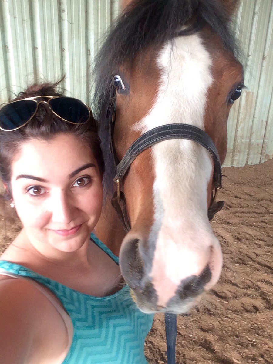udderlysafe's tweet photo. my happy place #doesnttalkback https://t.co/Zw4nbgkP0m