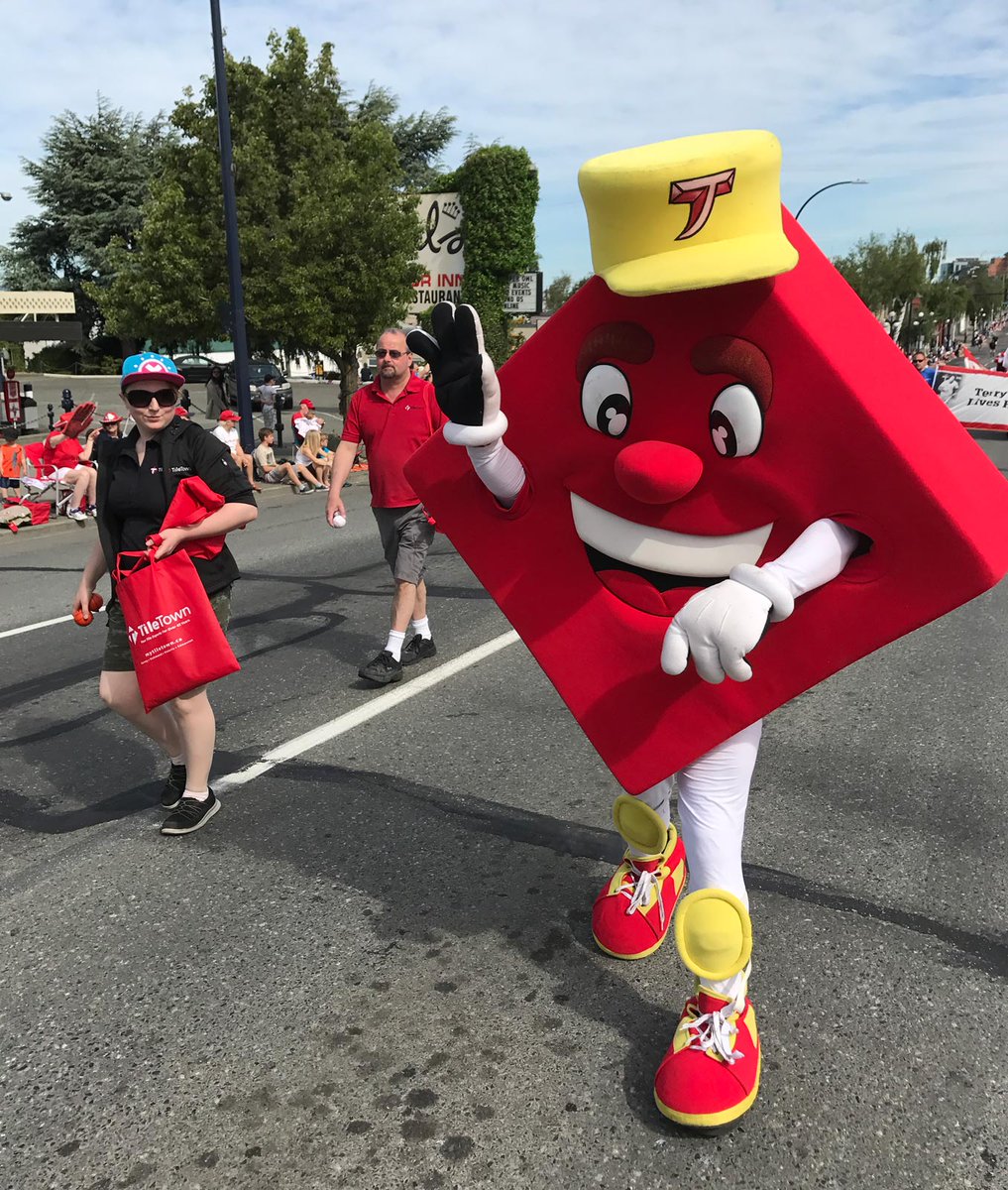 TileTownTYLER's tweet image. Thanks to all the @gvfsvic organizers and volunteers for a fantastic parade! #VicDayParade #VictoriaDayParade