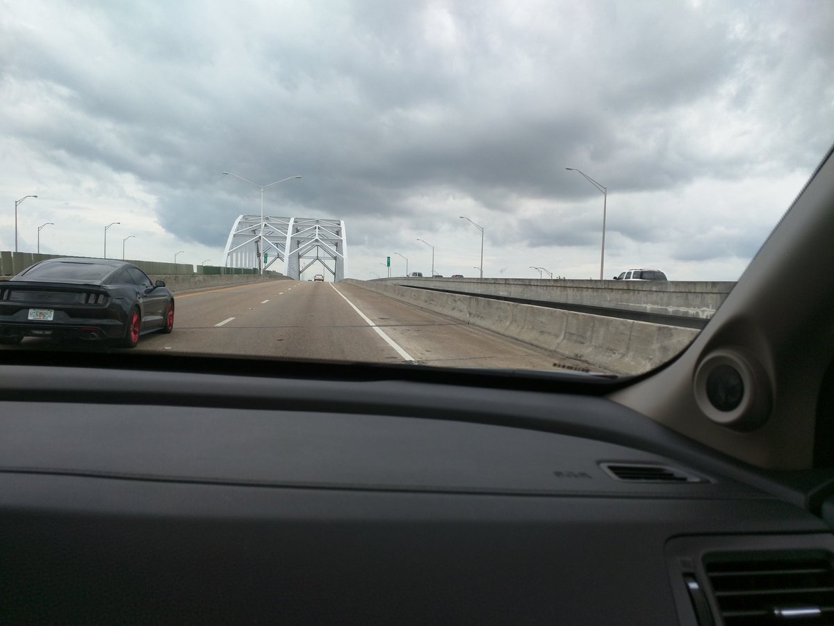 EngineeringWTCC's tweet image. Engineering is everywhere.  Bridge in Jacksonville FL. #whywelearnstatics #engineeringreality @WakeTechSTEM @wtccstudents  @waketechcc