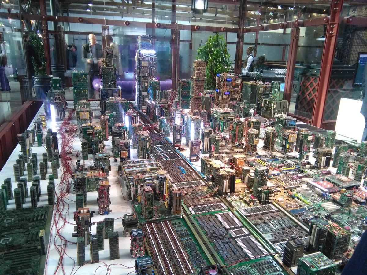 A real #SmartCity at #IoTWF w/ <a href="/TeskaLabs/">TeskaLabs</a> <a href="/IDEALondon/">IDEALondon</a>