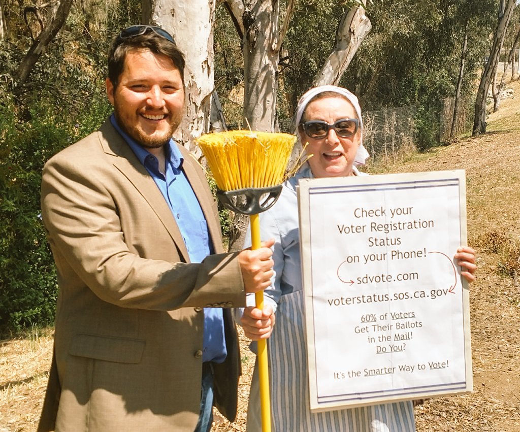 rubenkmajor's tweet photo. GOP Congressman Issa &amp; GOP California Senator Bates, we are CLEANING HOUSE. In 2018, we will #FlipThe49th &amp; #FlipTheCA36. #TheResistance https://t.co/huAwmReGAs