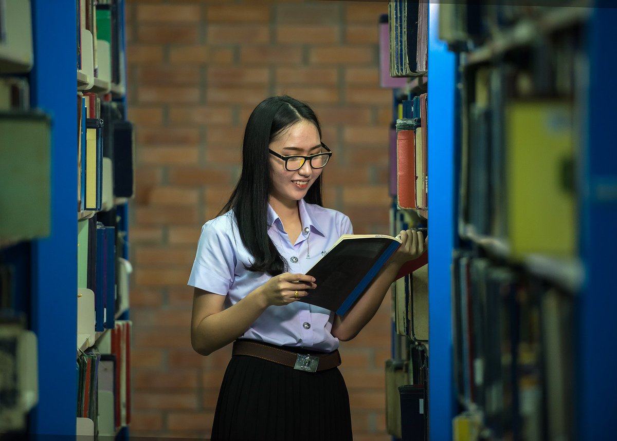 If you’re a high school student with a #disability, learn how to prepare for #university or #college: transitionresourceguide.ca #NAAW