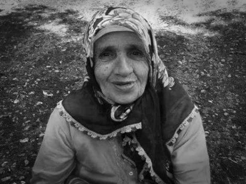 GİRESUN Eynesil’de Saime Habip, eşinin kestiği ağacın altında kalarak yaşamını yitirdi.
olumhaberi.com/giresun-eynesi…