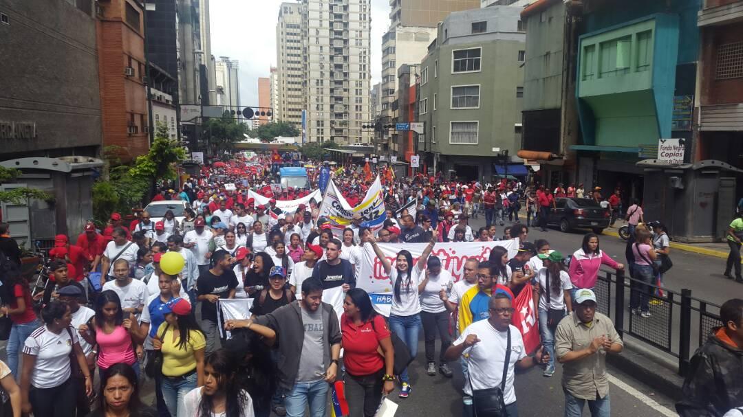 JpsuvProf's tweet photo. Hoy somos un faro de esperanza para el mundo, nuestra alegría es garantía de victoria contra el fascismo. https://t.co/RAHuHVqCzJ