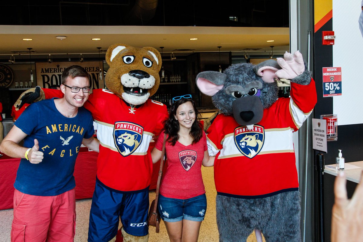 Couldn't make last weekend's Open House? No problem!  [👉 floridapanthers.com/tickets] https://t.co/8WEbWJIUrS