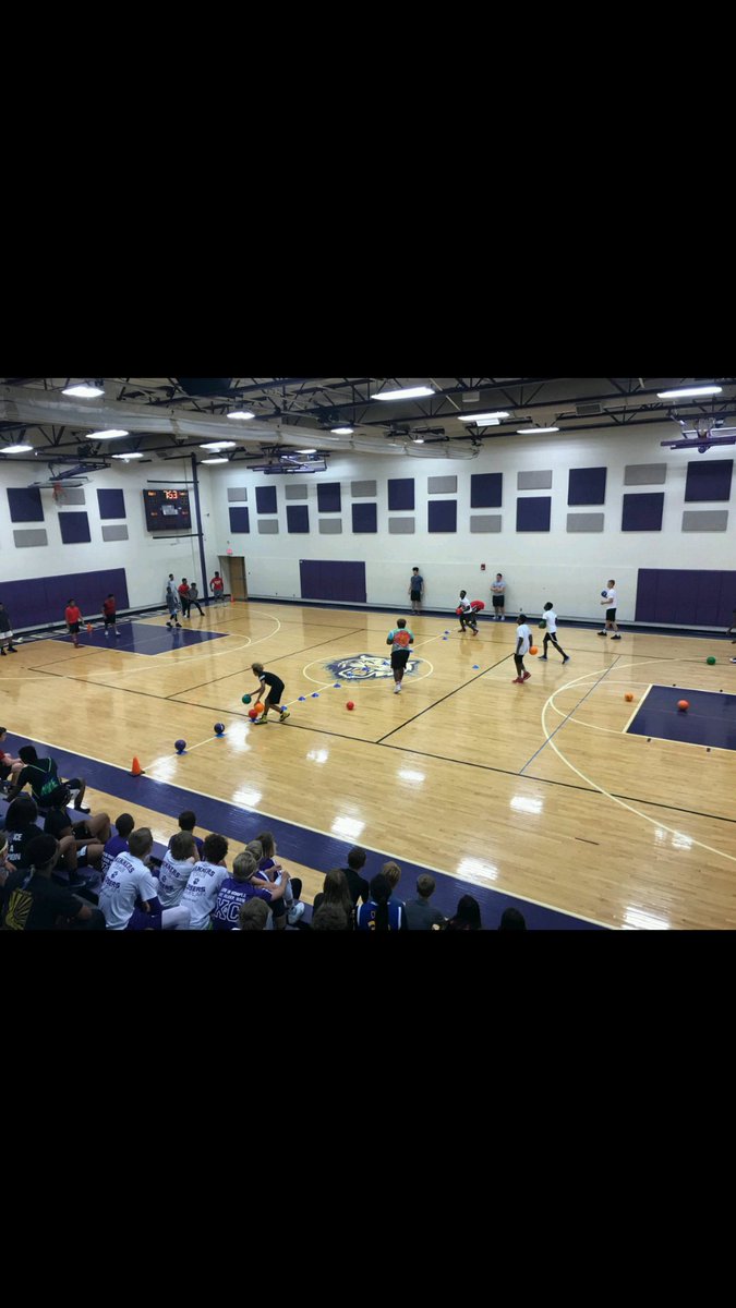 HugOverDrug's tweet photo. Great day today at our junior high dodgeball tournament. We raised $853 for @TylersLight!!! @PLSD https://t.co/7UGVe9TnXk