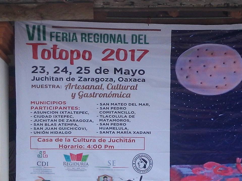 UciriCafeteros's tweet photo. Presentes en la VII Fería Regional del Totopo 2017 con sde en la casa de la Cultura de Juchitán. https://t.co/NxqyatZe6Z
