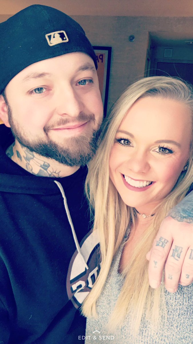 CourtneyShroyer's tweet photo. Bae ❤️ https://t.co/WCvU9d3o31