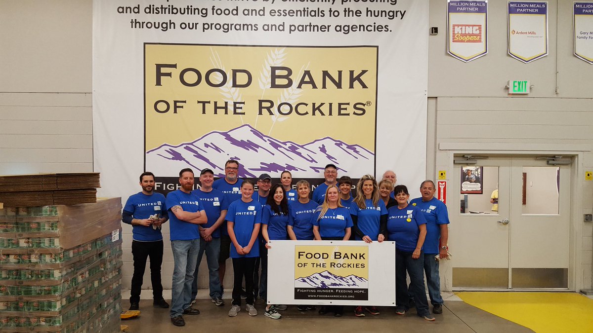 SOCGuy90's tweet photo. Volunteering at the Food Bank of the Rockies with this amazing United Team! @weareunited https://t.co/Zpthqg69yf