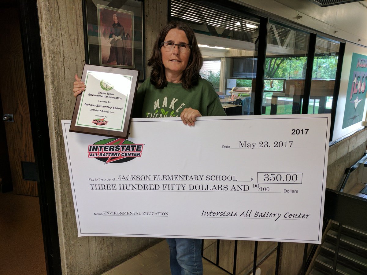 Jackjetscrcsd's tweet photo. The Jackson Green Team is a valued group of our school and it's great to see them get recognized! https://t.co/Lwh4kL3hdy