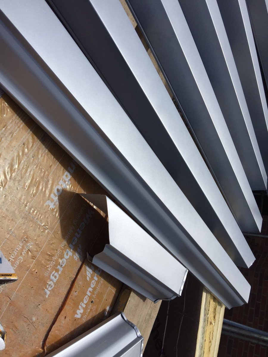 Allgutters's tweet photo. #seamless #aluminium #metalguttering #grafting love the high metallic finish on these RAL 9006 https://t.co/zbVlDCvE0X
