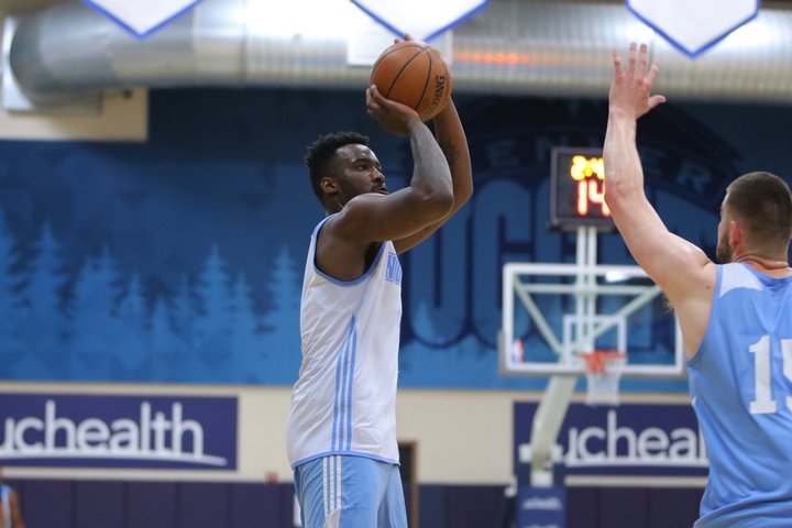 This photo gallery might make you feel like you were actually at today's workout.   📸 | on.nba.com/2qdySzy https://t.co/K1D7vbWgly