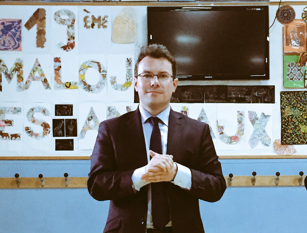 .<a href="/AnneBroches/">anne broches</a> "si vous êtes en déplacement ou avez un empêchement, n'oubliez pas votre #procuration pour ne pas perdre une seule voix"