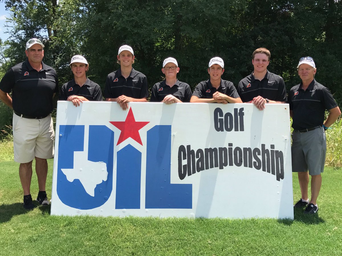 aledogolf's tweet photo. Top 10 finish at #UILState Golf Tournament at 🐺 💃 for the #AledoBearcats
#aledomindset #aledogolf https://t.co/c3MD7RKOHP