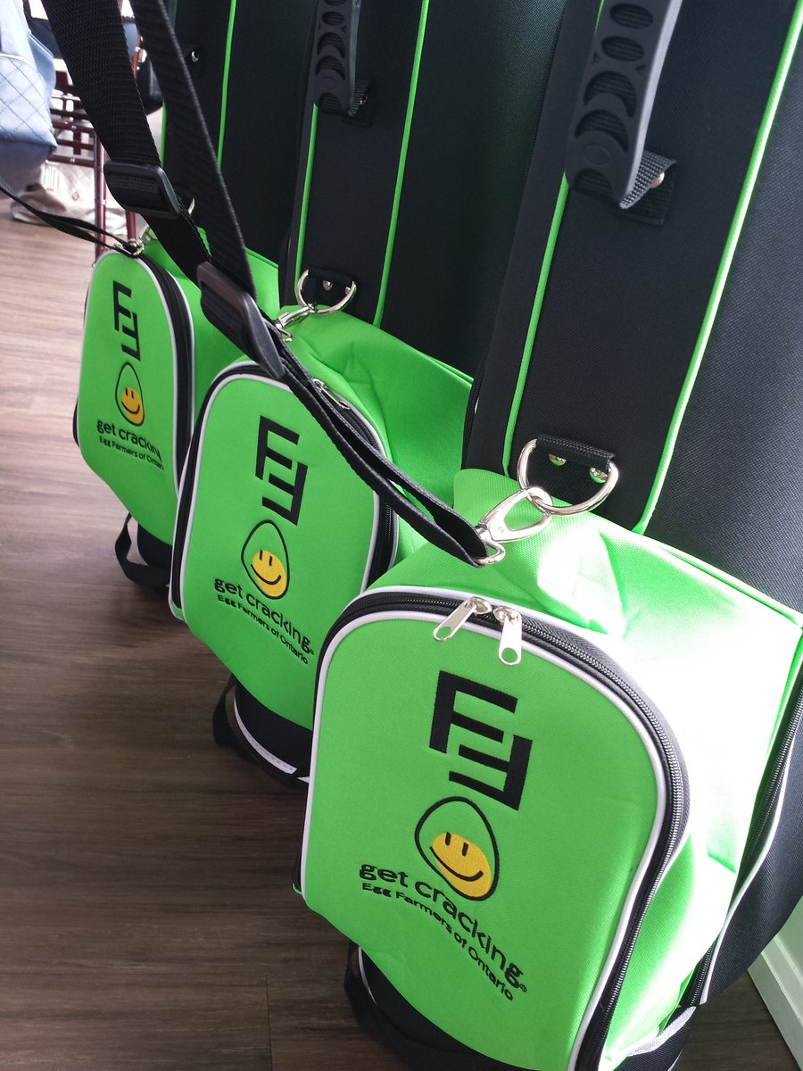 media_squirrel's tweet photo. Sponsored by @eggfarmersont everyone went home with new golf club bag! #smashingnines #smashingwomen #smashinggirls #golfmore https://t.co/PS03LA2ILb