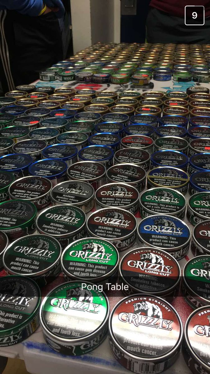 Wouldn't mind drinking beer on this table